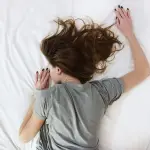 Come dormire meglio di notte: consigli contro stress e tensioni