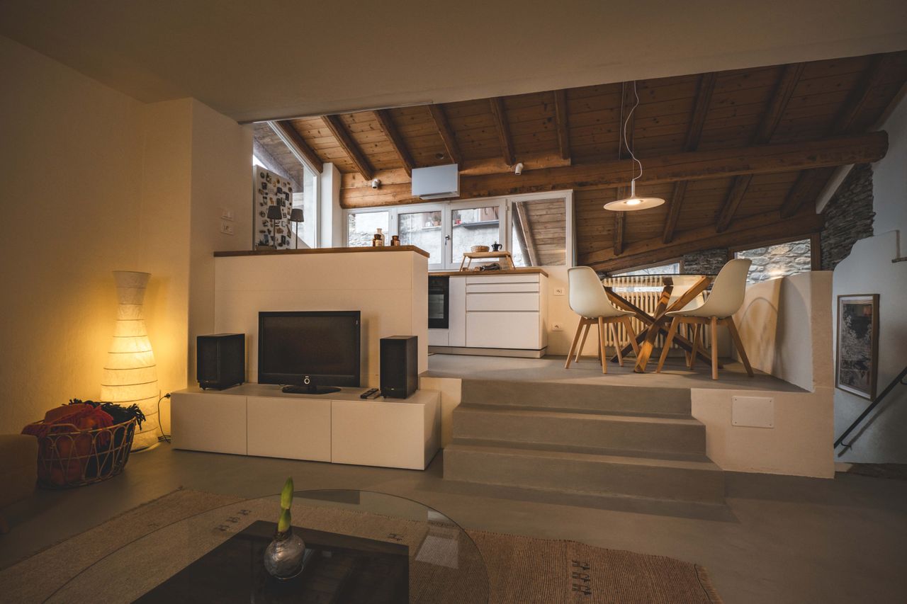 La casa che cambia con chi la vive: idee semplici per renderla più accogliente ogni giorno