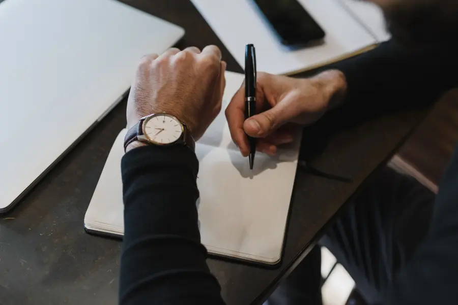 Procrastinazione: perché rimandiamo davvero